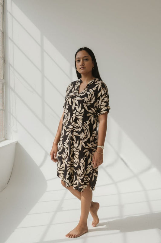 T-Shirt Dress with cream flowers