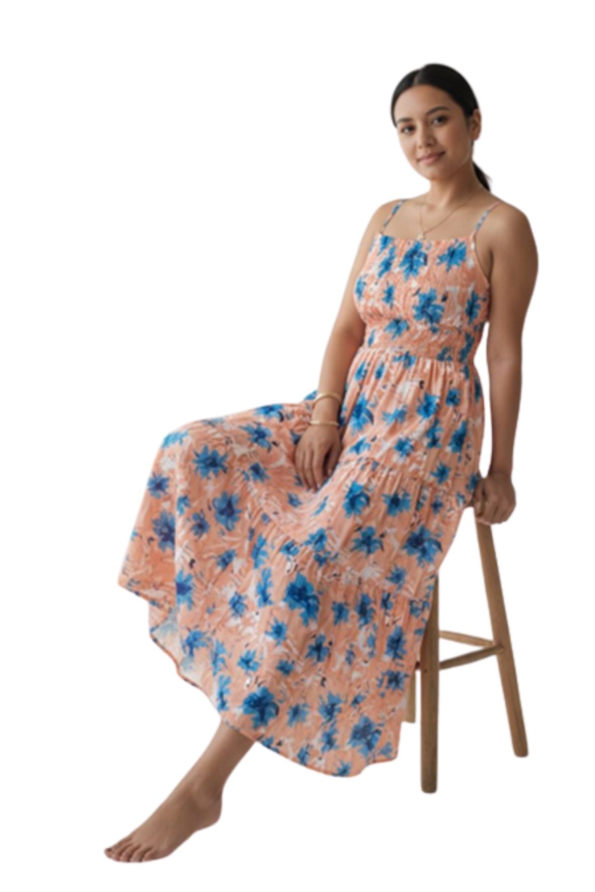 Long dress with pleats